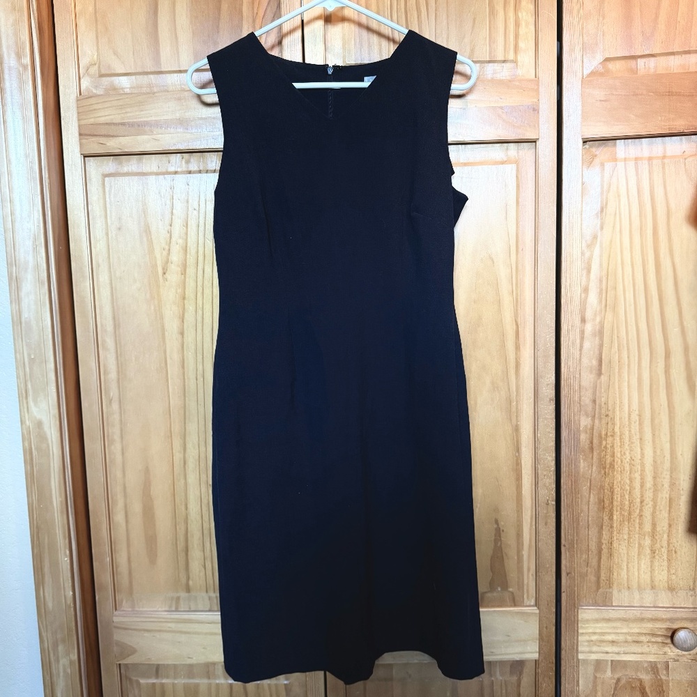 Old Navy Stretch Collection Sleeveless Fitted Black Dress  Size 8
